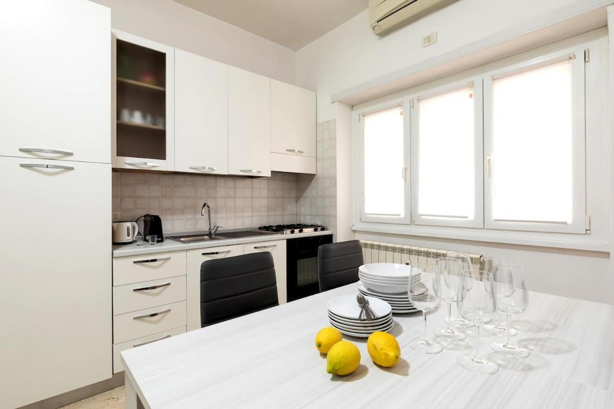 Garbatella Moderno Relax E Comfort Apartamento